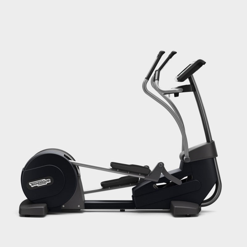 Technogym Excite® - Synchro 700 Elliptical Cross Trainer