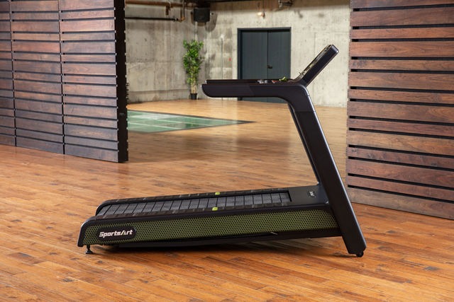 SportsArt G660 Elite ECO-POWR™ Non‑Motorized Treadmill – Commercial Grade Self‑Powered Performance
