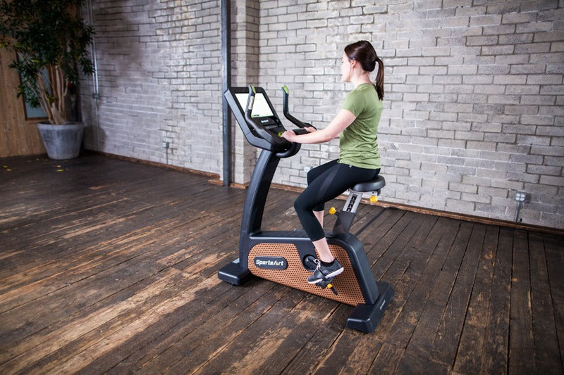 SportsArt C576U-16″ Status SENZA Upright Cycle with 16" Touchscreen