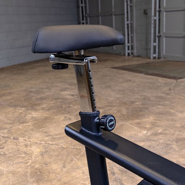 B4UB-Endurance B4UB Upright Bike