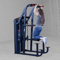 S2ACDX- Pro ClubLine  Vertical Knee Raise